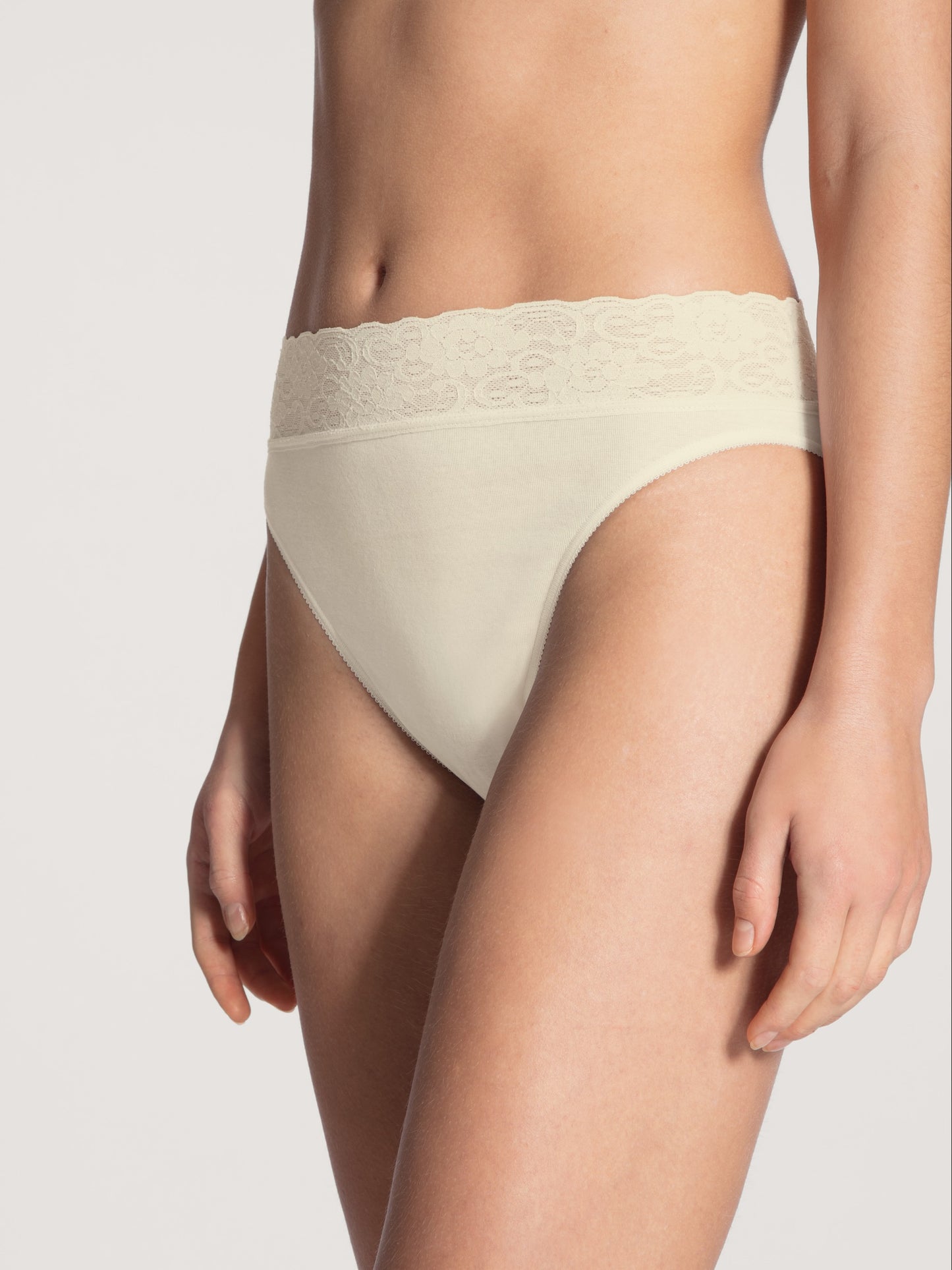 Taitrosa Lycra Spitze 21901, Calida