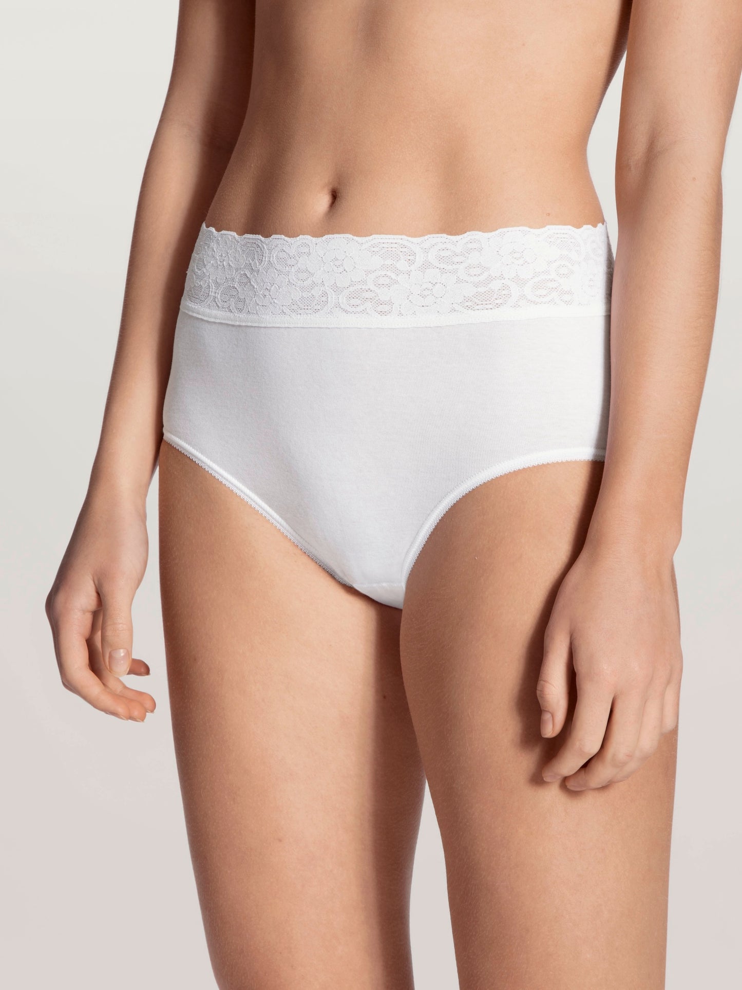 Maxitrosa Lycra Spitze 23907, Calida