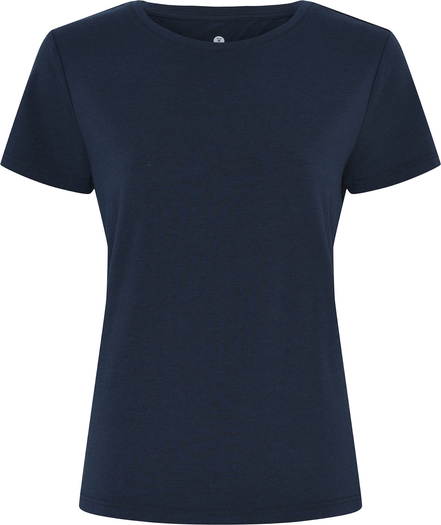 Närbild av rund halsringning på mjuk bambu T‑shirt.