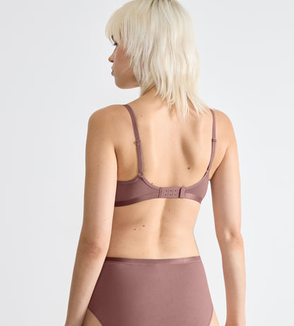 Daily Cotton Soft Bra med justerbara axelband och elastiskt underband